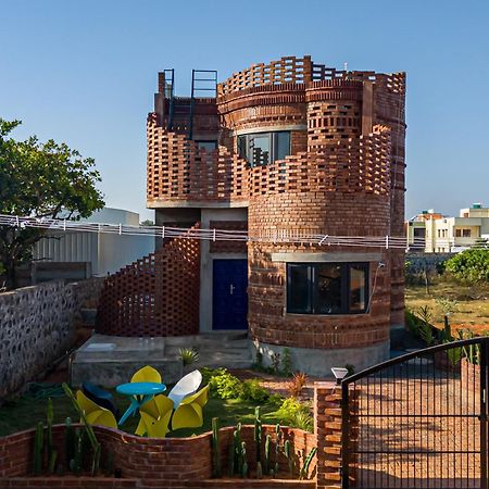 Pool Villa-House Of The Dancing Cactus Pondicherry Exterior photo